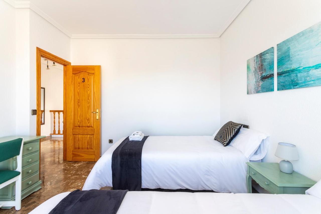 Casa Las Rosas Iniesta Esterno foto